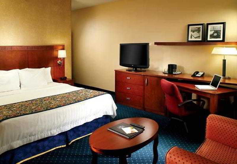 Courtyard By Marriott Atlanta Executive Park/Emory Hotell Rom bilde