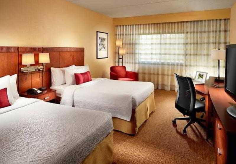 Courtyard By Marriott Atlanta Executive Park/Emory Hotell Eksteriør bilde
