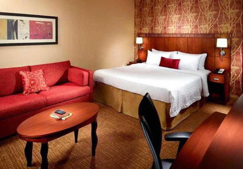 Courtyard By Marriott Atlanta Executive Park/Emory Hotell Eksteriør bilde