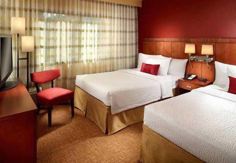 Courtyard By Marriott Atlanta Executive Park/Emory Hotell Eksteriør bilde