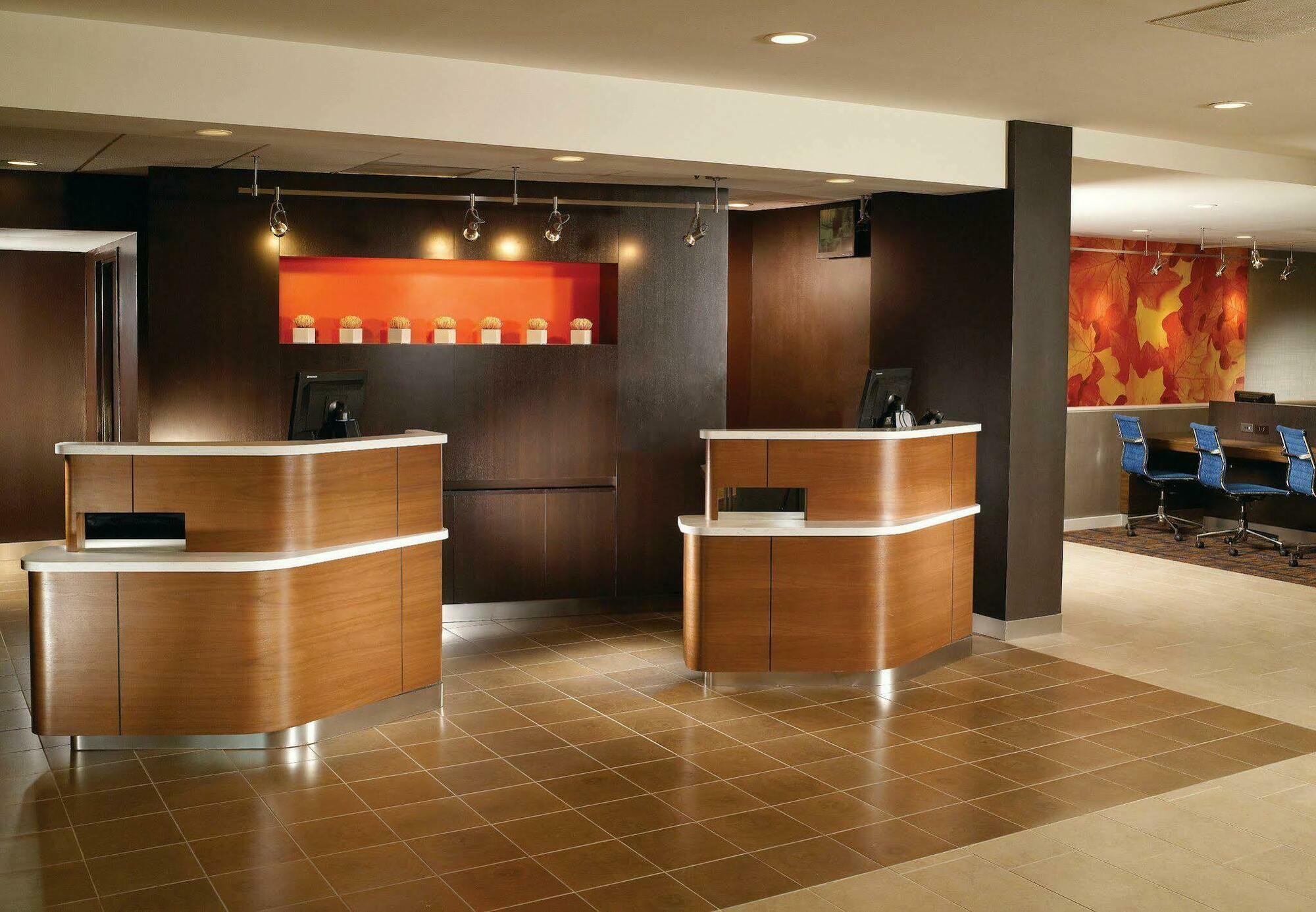 Courtyard By Marriott Atlanta Executive Park/Emory Hotell Eksteriør bilde